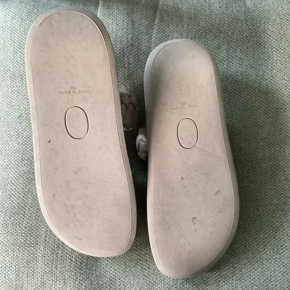 Steve Madden Tan Braided Sandals Slip-On - Picture 5 of 5